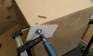 Verdübeln mit Holzdübeln