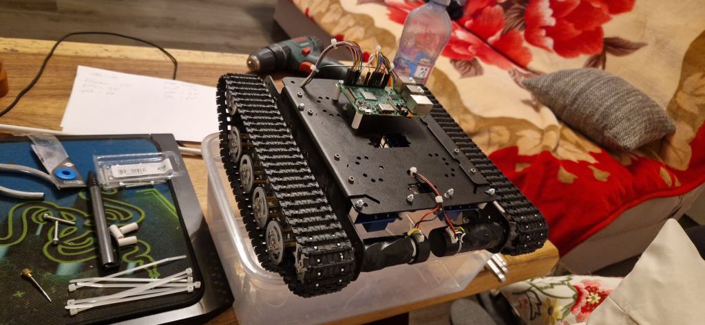 Kettenfahrzeug - erste Schritte