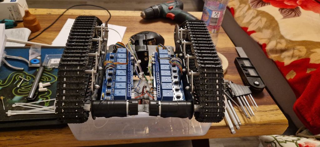 Kettenfahrzeug - erste Schritte