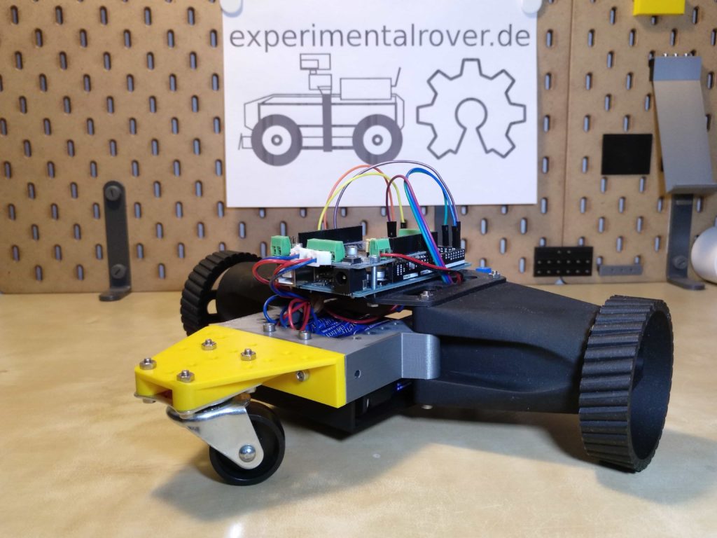 Abbildung eines selbstgebauten Roboters im GarageLab e.V: Düsseldorf